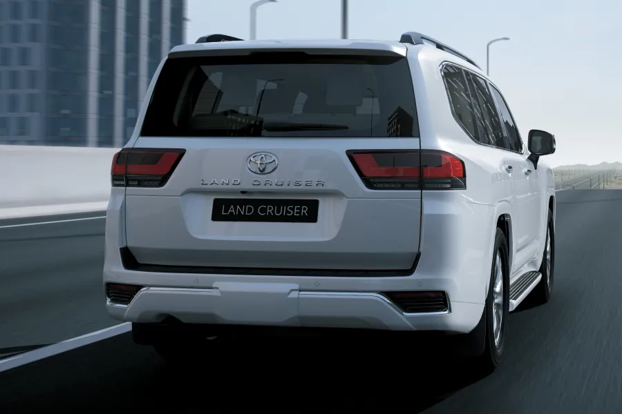 LAND CRUISER