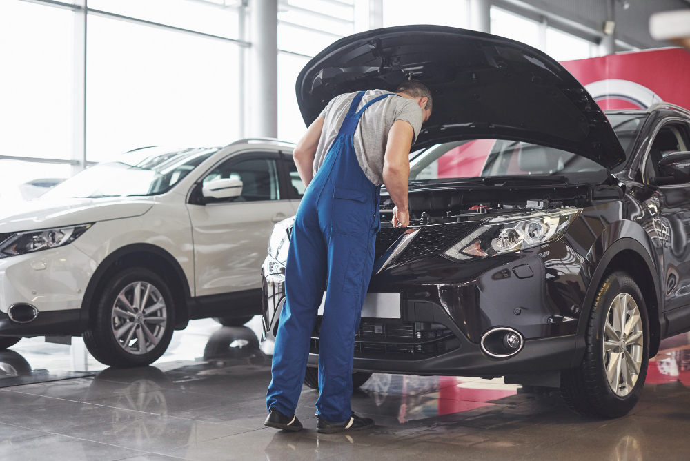 Toyota Service Cost Guide 2026: Fortuner, Hycross, Crysta and Glanza Maintenance Explained